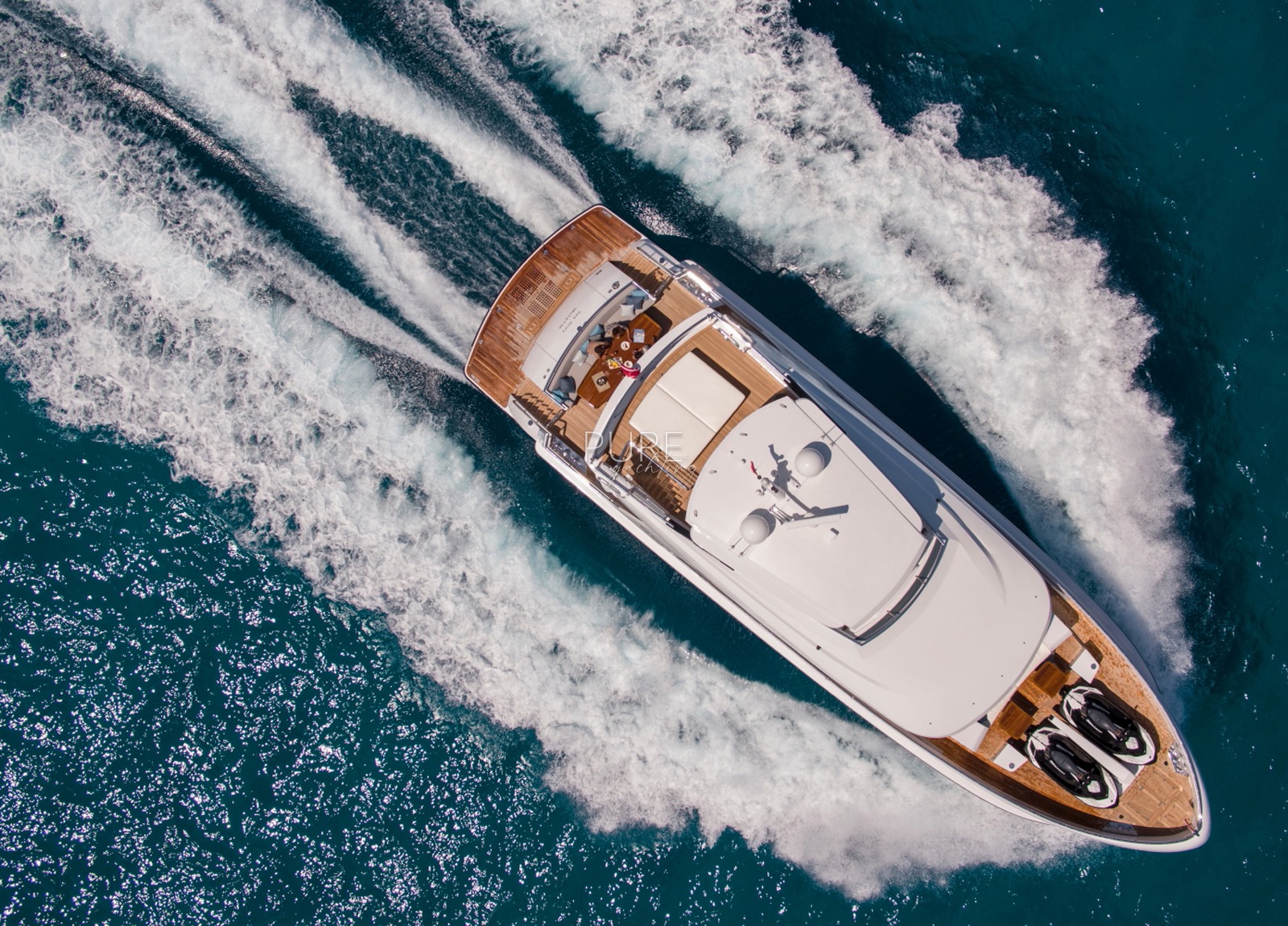 luxusyacht vanquish 82 sea story balearics