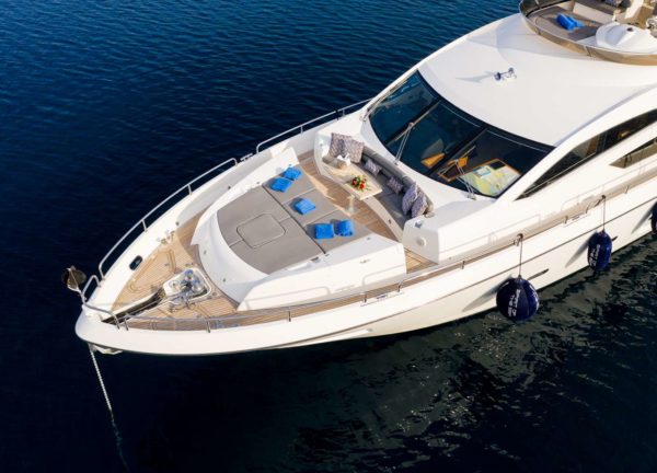 bug luxusyacht charter sunseeker 80 spirit of the sea