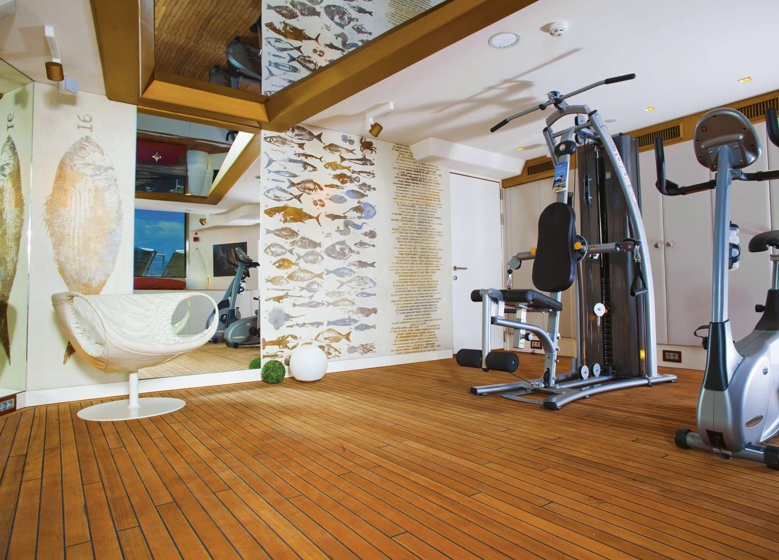 gym luxusyacht charter zepter yacht 50m joyme westliches mitelmeer