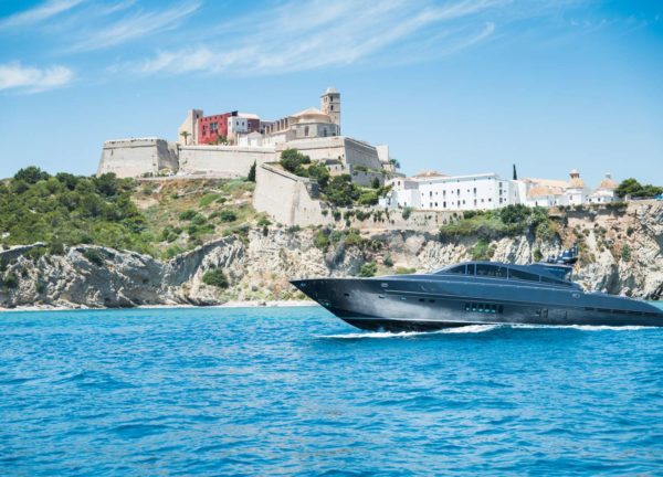 luxusyacht leopard 27 balearic islands