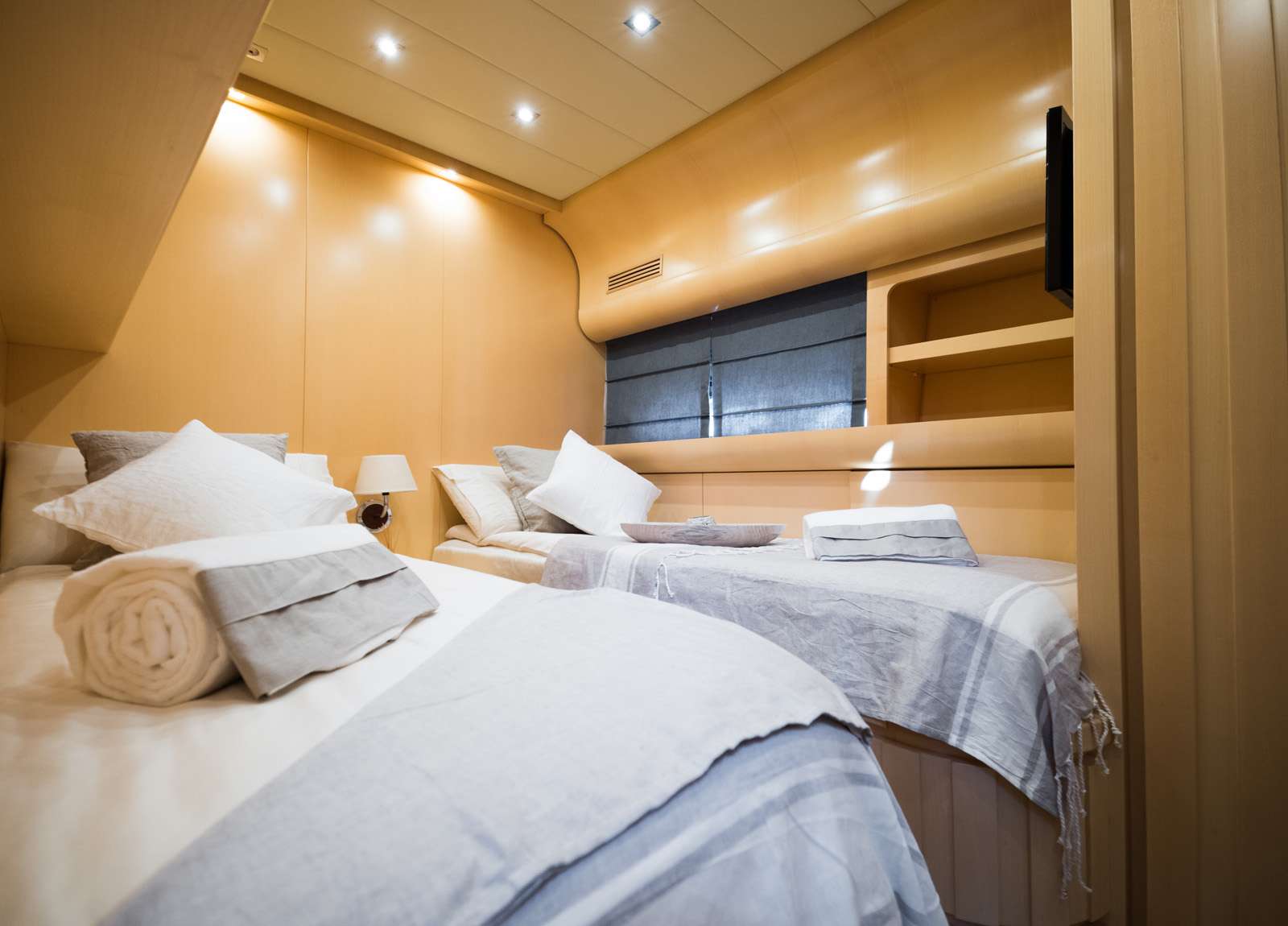 Zweibett Kabine luxusyacht leopard 27 balearic islands