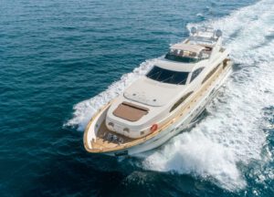 luxusyacht astondoa 102 glx dolce vita ii balearic islands