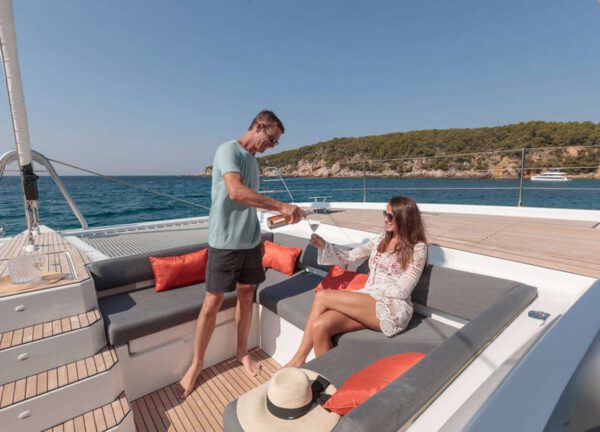 luxury catamaran fountaine pajot samana 59 alma after deck