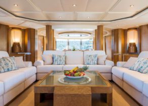 salon luxusyacht 34m benita blue balearic islands