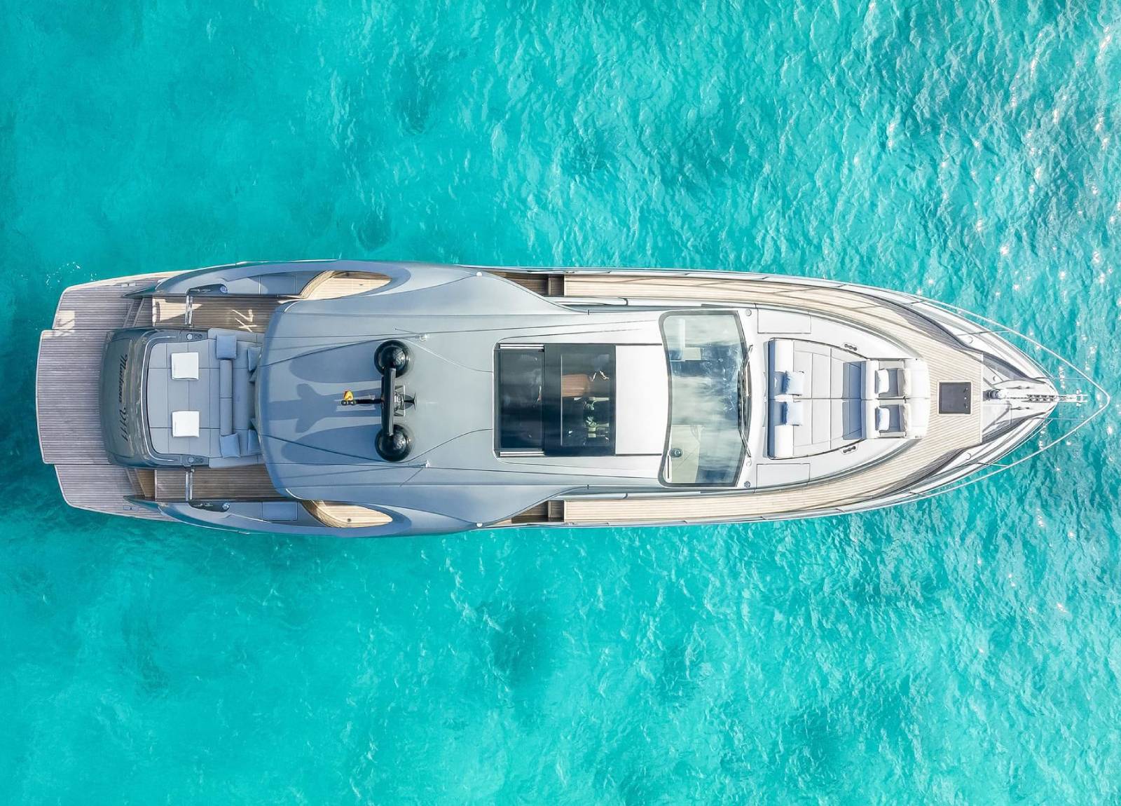 luxusyacht pershing 7x marleena viii charter