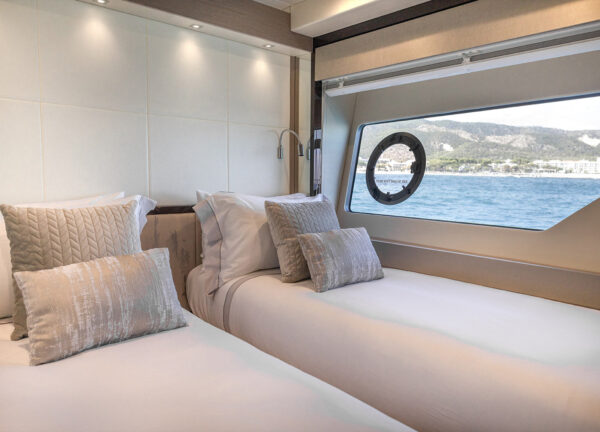 Zweibett Kabine luxusyacht sunseeker 76 lady m mallorca