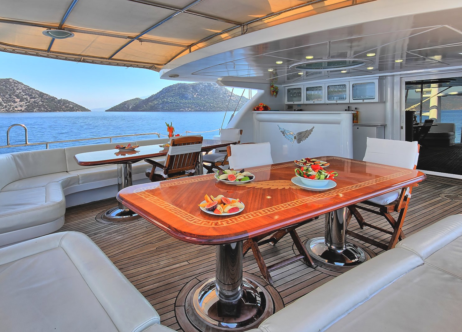 sailing yacht angeloII aft deck view