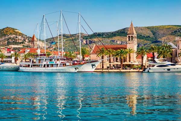 luxus-charter-revier-kroatien-trogir