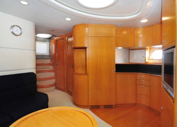 Lounge Motoryacht charter baia azzurra 63 Mallorca