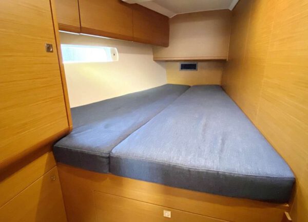 Kabine jeanneau sun odyssey 519 Mallorca