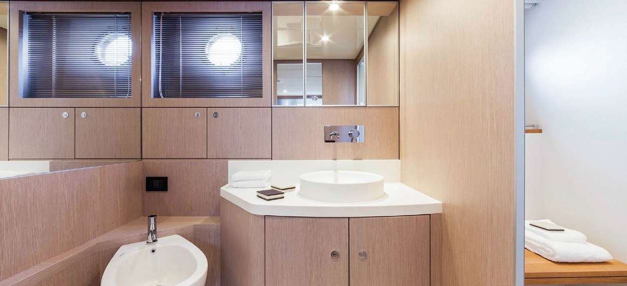 Badezimmer Motoryacht riva virtus 63 headquarters